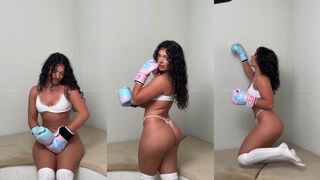 Melissa / Melimtx Throwing Punches Onlyfans