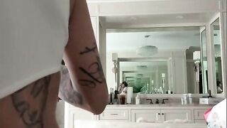 Bhad Bhabie indoor_outdoor Live