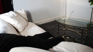 Pinuppixie horny French mistress