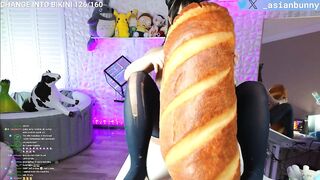 Asian bunny Twitch VOD