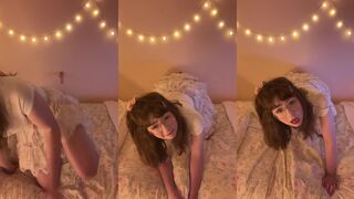 Clarabelles dildo grinding