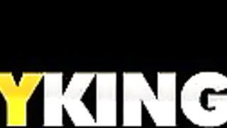 Julie Cash - thejuliecash