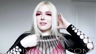 Goddess Ivy Grey