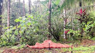 erin drinking her squirt