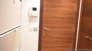 BunnyBlondyX - Sexy Slutty Nurse Cum On Tits