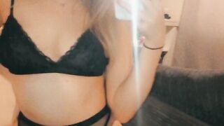 xlilyh Onlyfans (Video 2)