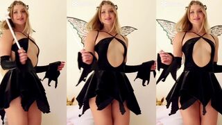 Caroline Zalog The Pussy Flash Scene