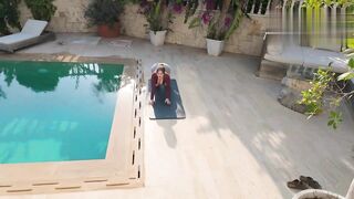 Comatozze - Big Tit young Milf cheated with the Gardener