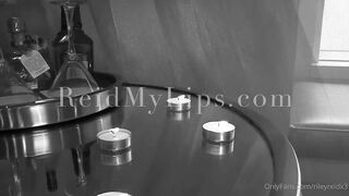 Riley Reid smoke up finger fuckuüing session