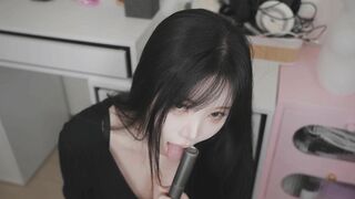 Yoon Ying ASMR