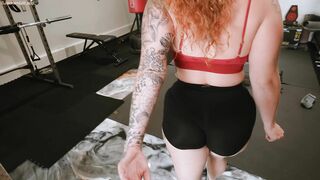 Maeepeach get fucked In Jacks gym