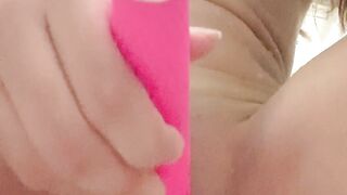 AdelineBri (Video 1)