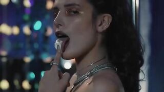 Bella Thorne (Video 1)