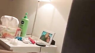 Teen Lesbians, Leaked SC Nudes (Video 1)