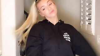 therealbrittfit 2021 NEWEST FULL MEGA threesome bj fuckshow (Video 6)