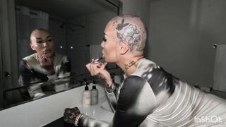 scream in the bathroom