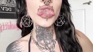 Morguekitty - tongue spit tease