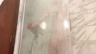 Hannah shower scene