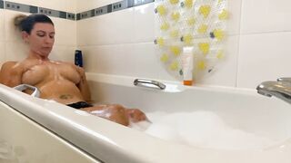 Hannah in the bath