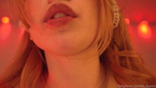 The Fluffiest Vampire Ever - Its_Bunnii