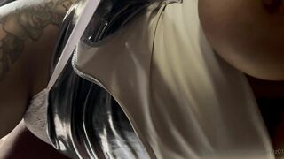 Mica striptease