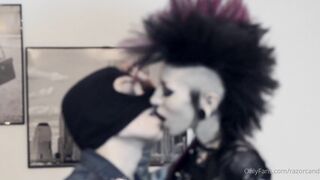 razorcandi (1)