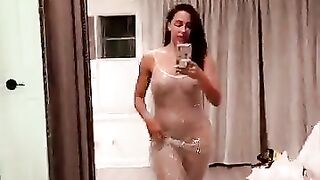 Ana Cherie (Video 14)