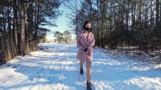 AMWednesday Snow Naked Walk