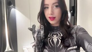 HelloLimoon He Fucks Me When He Sees Me In Spider-man Cosplay